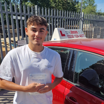 Driving test pass photo pass5